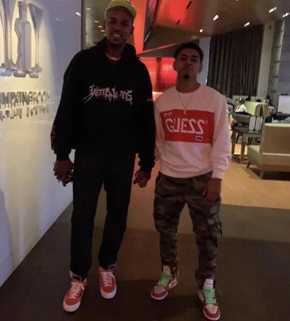 他在公益与 他在公益与